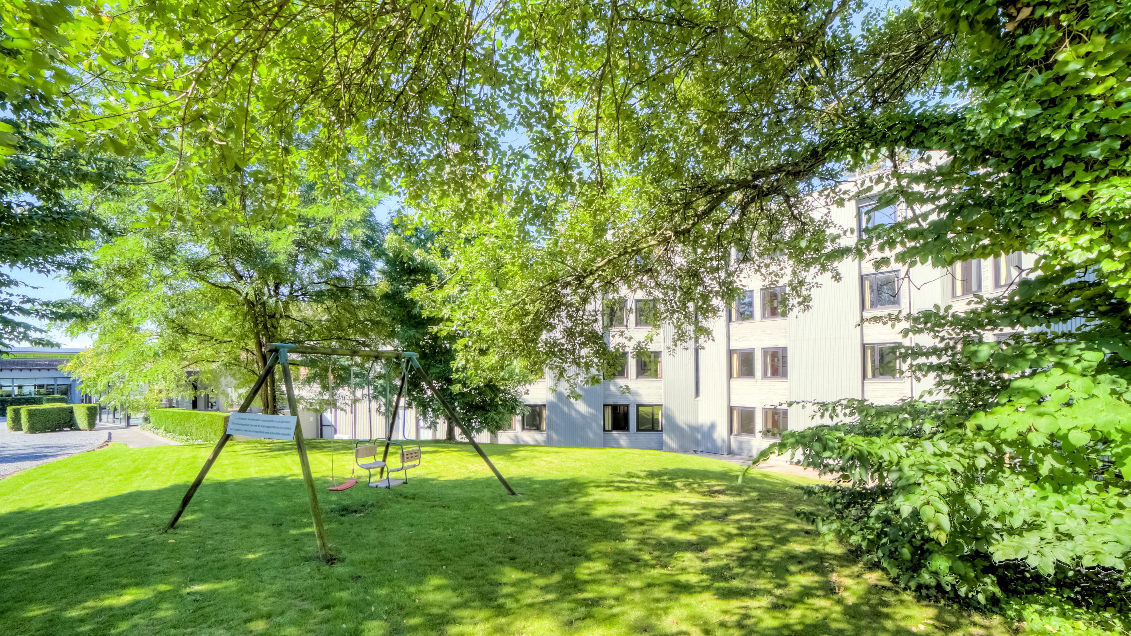 Logis Hotel Restaurant Des Acacias Lille Neuville En Ferrain Neuville-en-Ferrain Eksteriør bilde